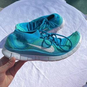 Original Nike Free 5.0 size 7.5